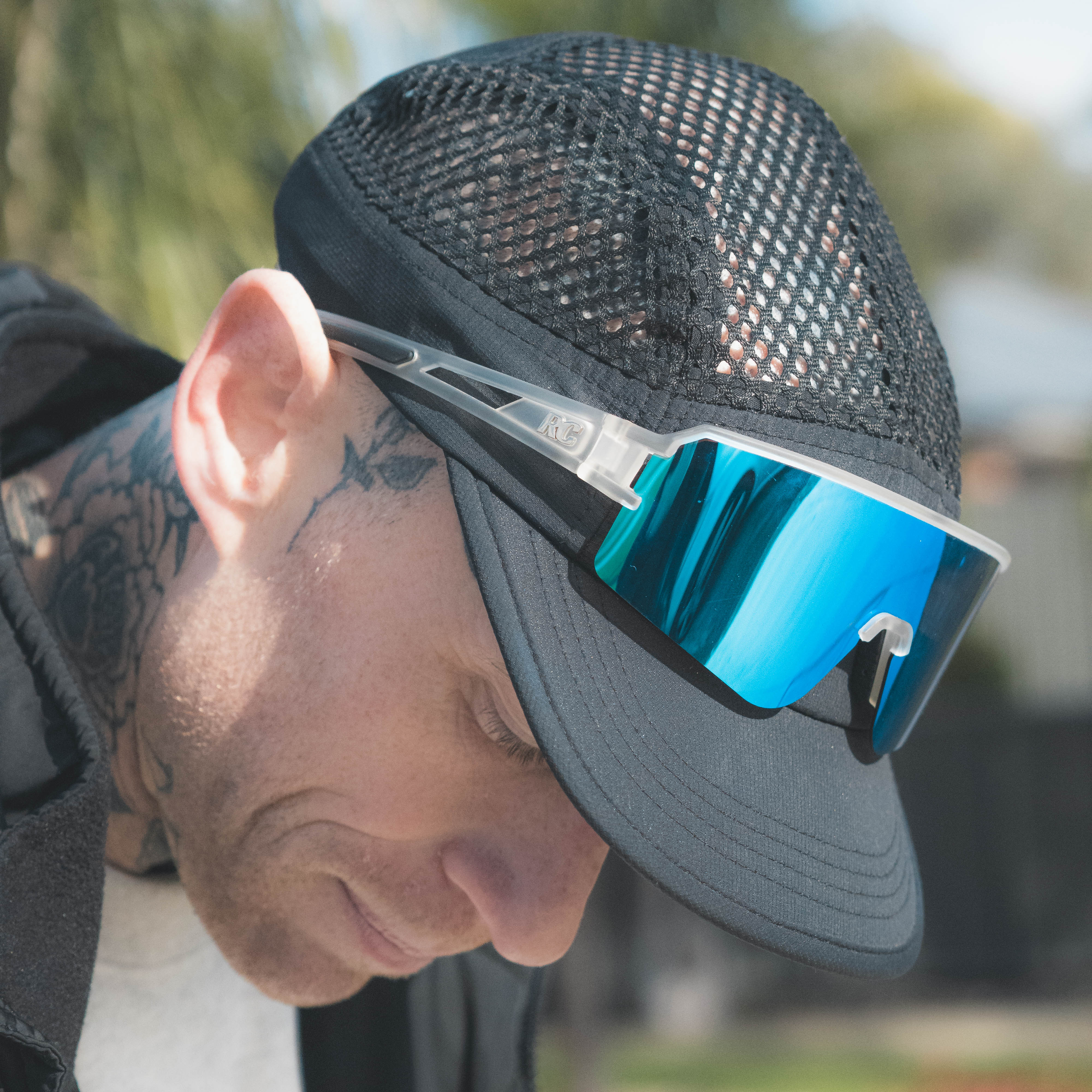 RoadRunner 2.0 - Clear Frame & Polarised Light Blue Lens